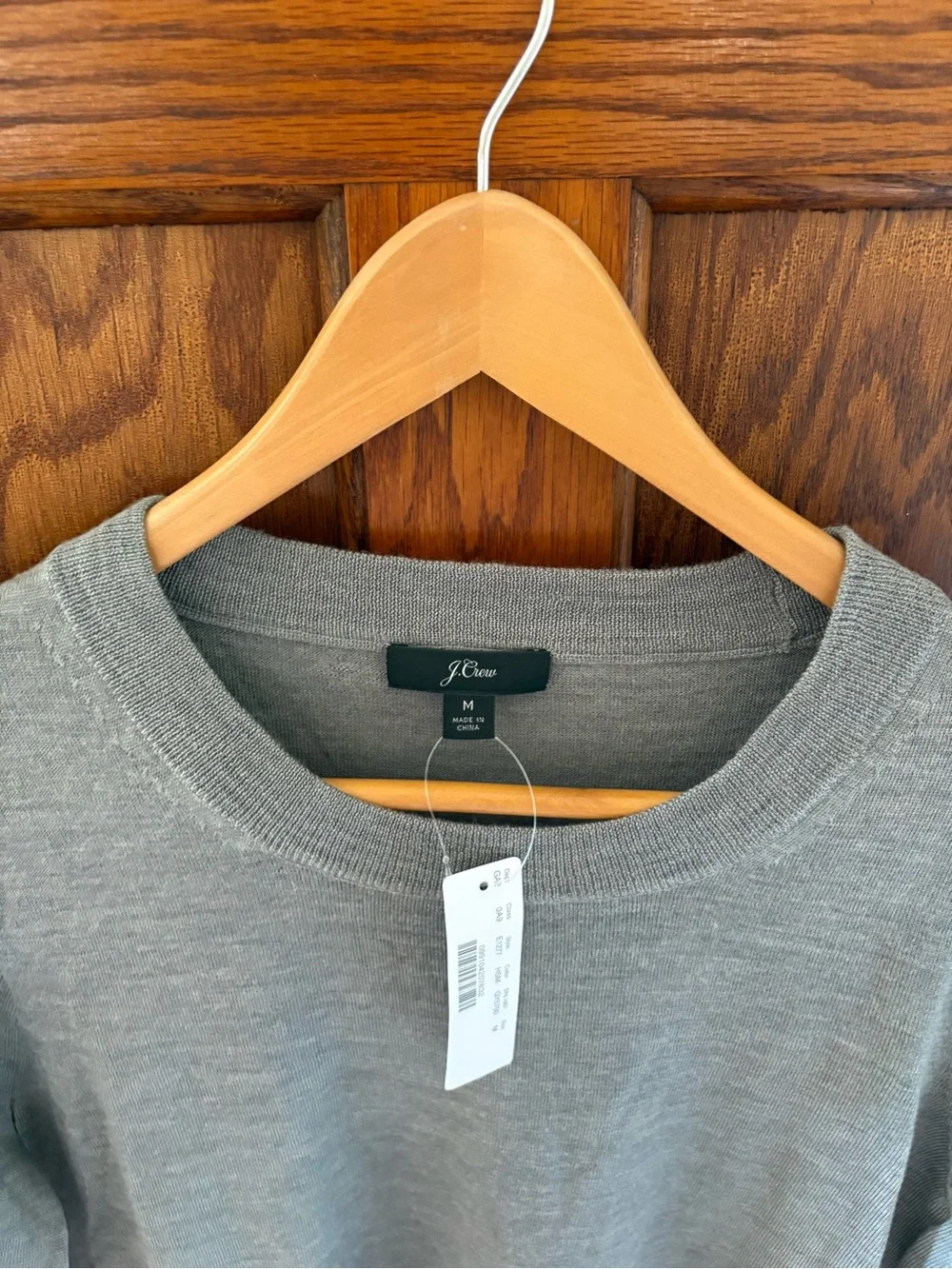NWT J.Crew Sweater Mens Medium Gray 100% Merino Wool Crewneck Knit Pullover